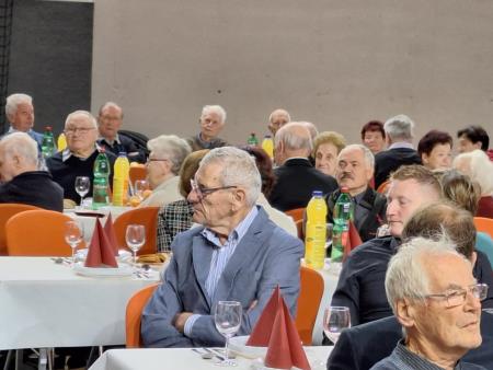 Novoletno srečanje krajank in krajanov Kotelj starih 80 let in več (18)